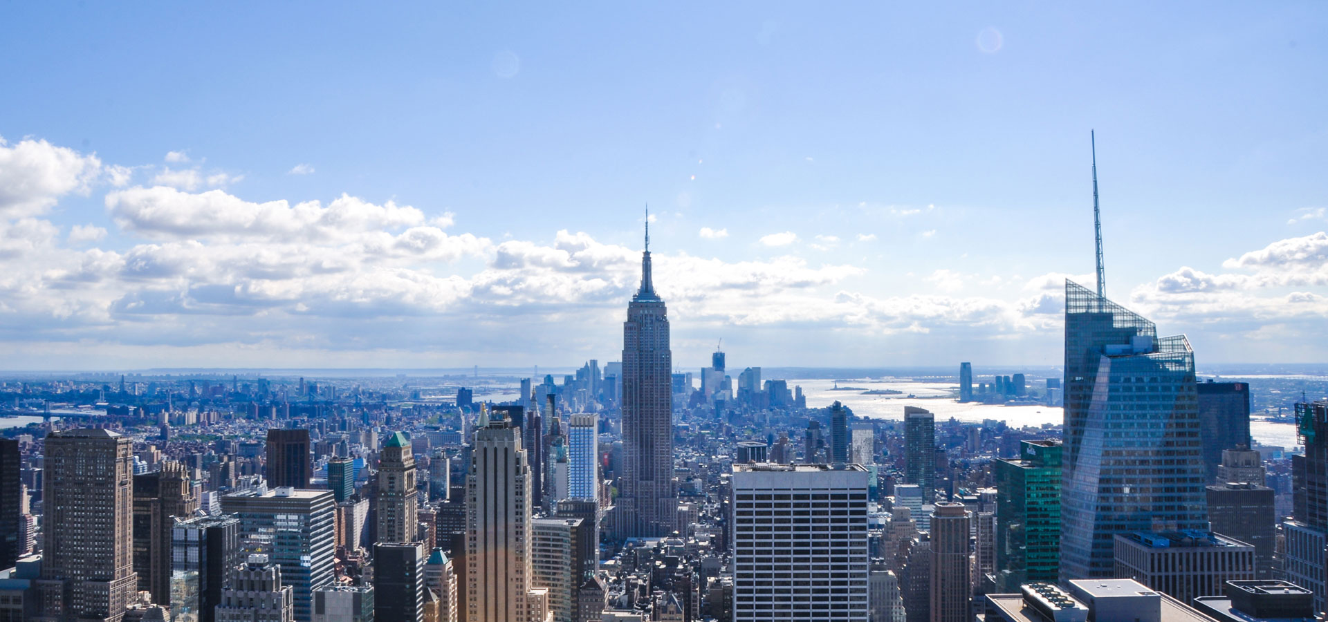 傢(jia)用(yong)采暖製(zhi)冷解決方(fang)案