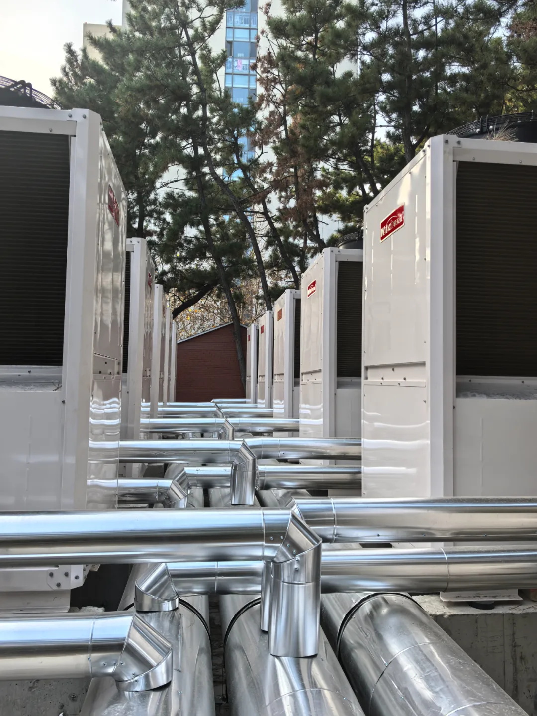 華天成(cheng)空氣(qi)能(néng)：爲(wei)山(shān)東大(da)學(xué)威海校區(qu)打造(zao)溫暖舒适校園