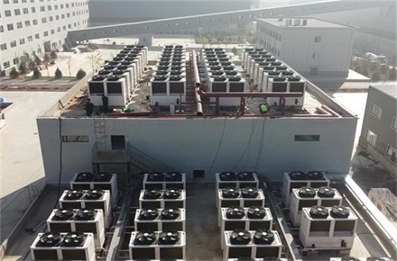 爲(wei)廠(chǎng)房供暖換新(xin)，空氣(qi)能(néng)熱泵成(cheng)首選